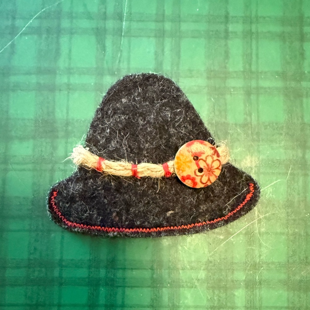 Handmade Wool Pin, German hat.